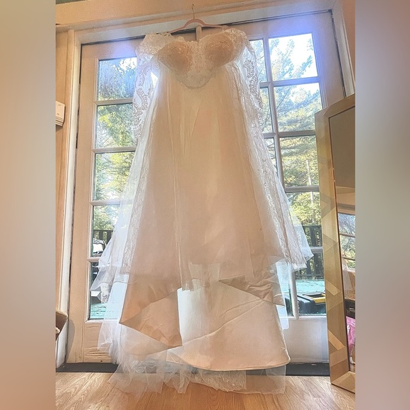 White Long sleeve elegant romantic hoho beach bridal wedding gown plus size 24 - Picture 7 of 17